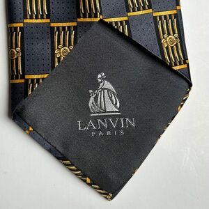 Lancing Paris grey with golden motifs soie /  Silk Tie.Made in France 🇫🇷